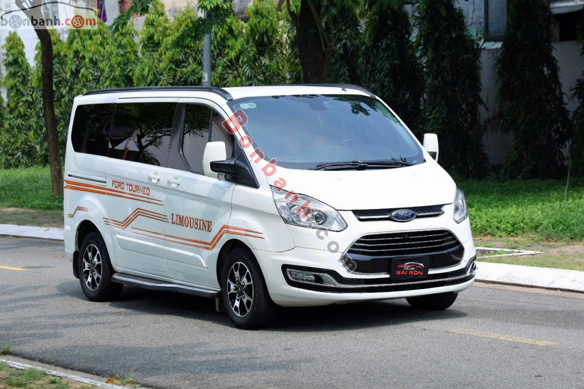 Xe Ford Tourneo Limousine Titanium 2.0 AT 2019