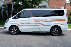 Xe Ford Tourneo Limousine Titanium 2.0 AT 2019