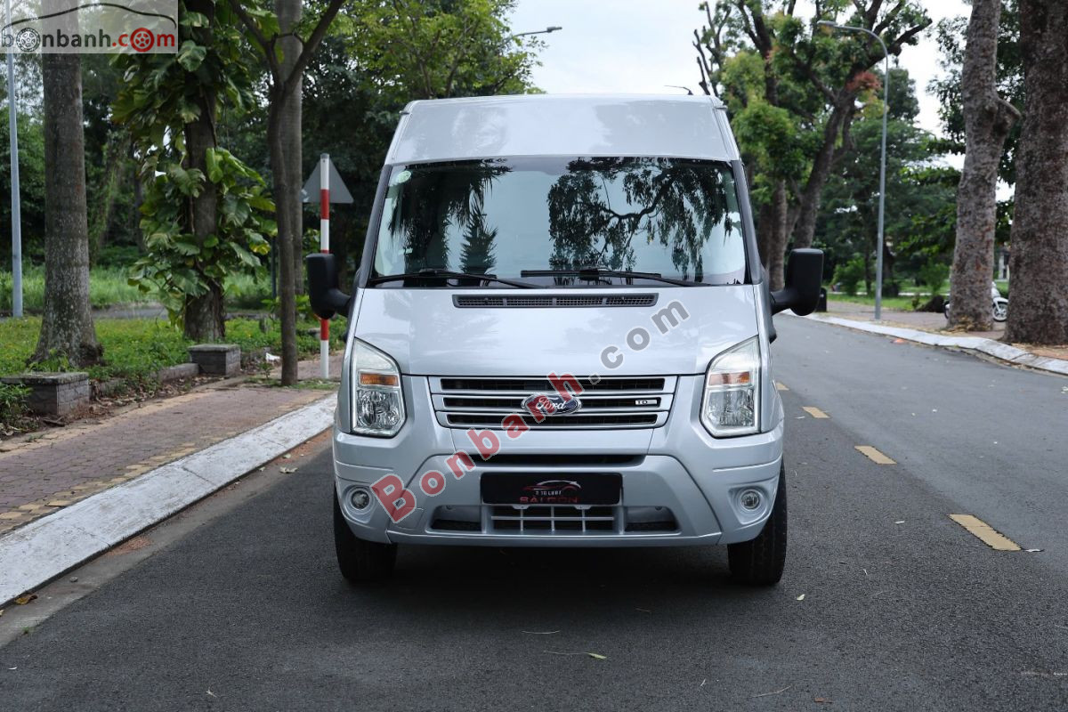 Xe Ford Transit Van 2016