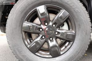 Xe Ford Everest Ambiente 2.0 4x2 AT 2018