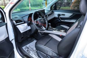 Xe Toyota Veloz Cross Top 1.5 CVT 2022